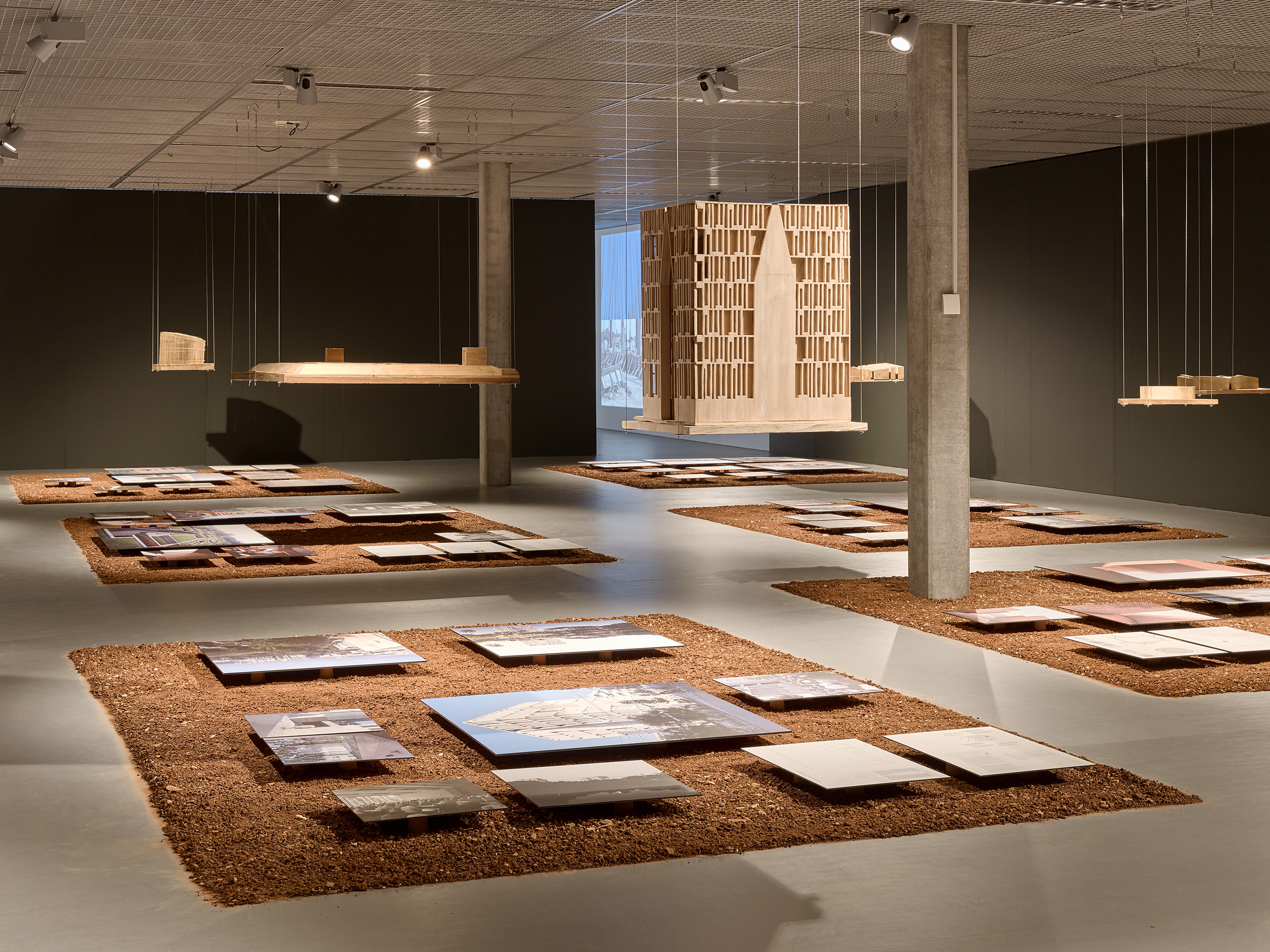 E19727 Alpa 095235 SCREEN